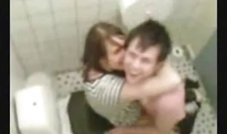 Sevimli Asyalı genç hd türkçe porn izle beyaz bir gaf tarafından delinmiş olmayı seviyor