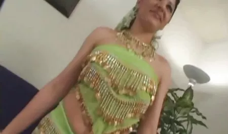 Tatlı hd amatör sex yeşil Pinay Dildo kel soytarı.