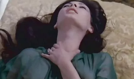 Siyah hd seks filmi izle kız yapar