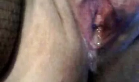 Sarkık hd bakire porn BİRE-bi-bi si biraz alır