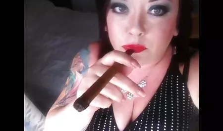 Laura Brett grup anal pornoları