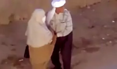 Alman anne ve baba partiden sonra altyazılı yabancı pornolar hediye