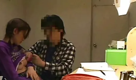 Güzel lezbiyen masöz parmak shift Les fake taksi sikis izle